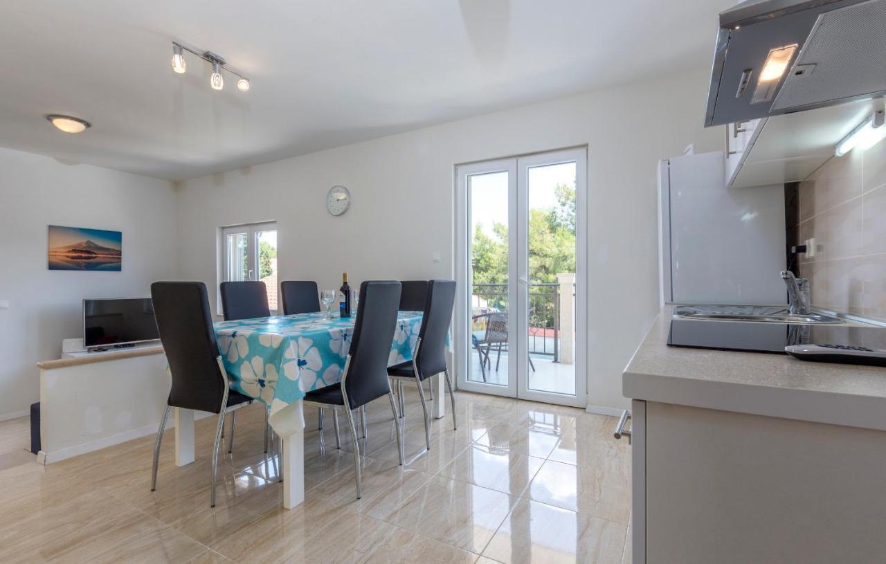Apartments Listes มิลนา ภายนอก รูปภาพ