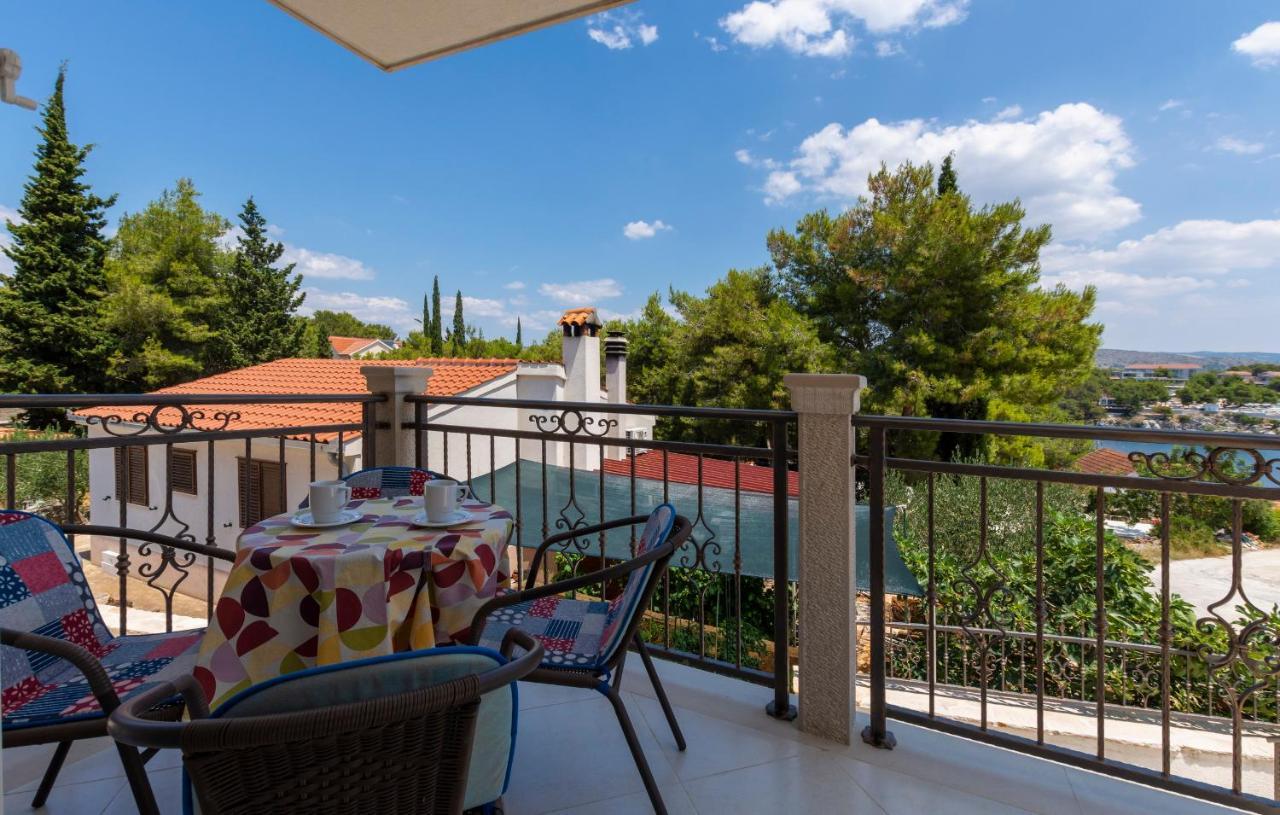 Apartments Listes มิลนา ภายนอก รูปภาพ